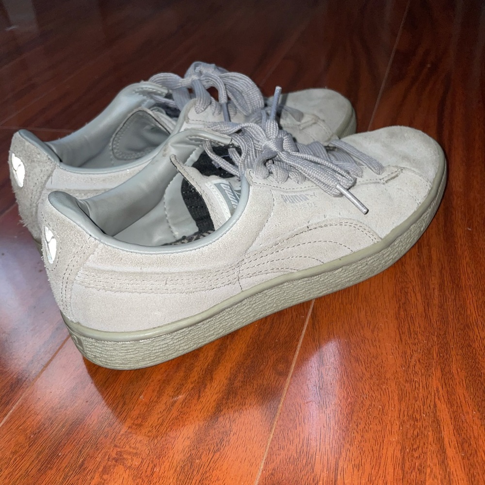 Grey puma suede sneakers